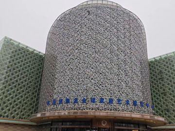 沈陽(yáng)幕墻工程公司提供的幕墻安裝服務(wù)概述